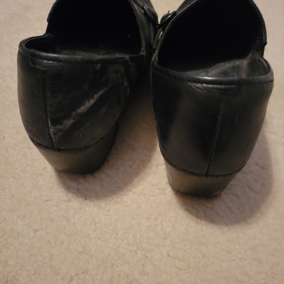 Dansko shoes - Picture 4 of 7